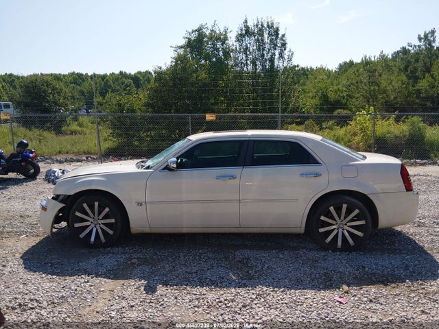 Продажа на аукционе авто 2006 Chrysler 300c, vin: 2C3LA63H76H408468, номер лота: 45527239