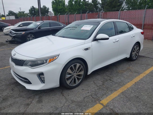 KIA Optima S 2018 5XXGT4L35JG252622 Image 2
