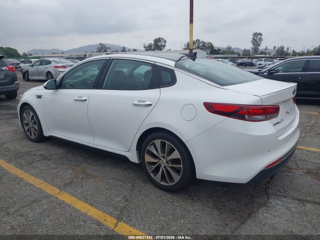 KIA Optima S 2018 5XXGT4L35JG252622 Image 3