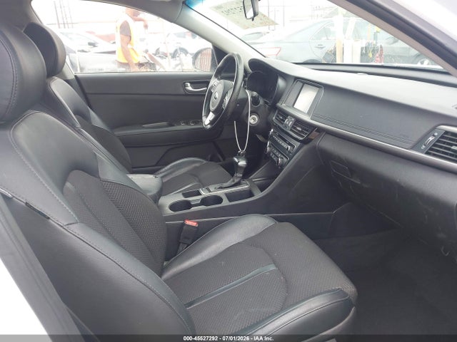 KIA Optima S 2018 5XXGT4L35JG252622 Image 5