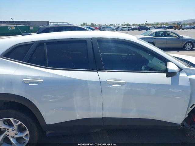 KL77LFE27RC135990 Chevrolet Trax Fwd Sp