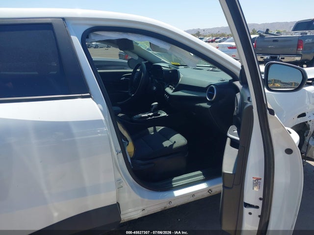 KL77LFE27RC135990 Chevrolet Trax Fwd Sp