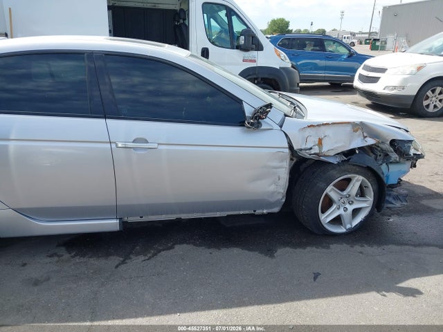 Продаж на аукціоні авто 2004 Acura Tl, vin: 19UUA65504A064742, номер лоту: 45527351