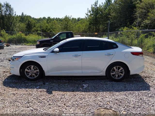 KIA Optima Lx 2016 KNAGT4L35G5077542 Image 14