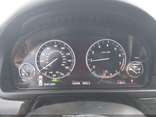 2015 Bmw 535i მანქანა იყიდება აუქციონზე, vin: WBA5B1C5XFD921282, აუქციონის ნომერი: 45527452