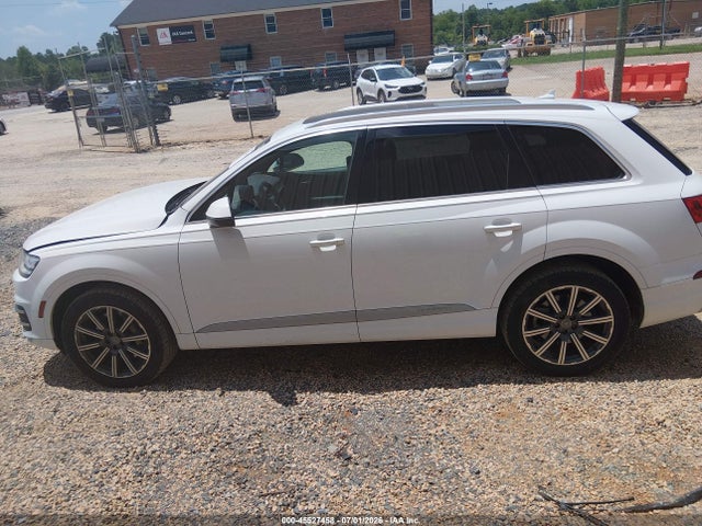 Продажа на аукционе авто 2017 Audi Q7 3.0t Premium, vin: WA1LAAF77HD030339, номер лота: 45527458