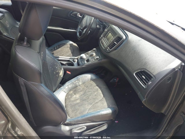 45527464 :رقم المزاد ، 1C3CCCBG5FN569782 vin ، 2015 Chrysler 200 S مزاد بيع