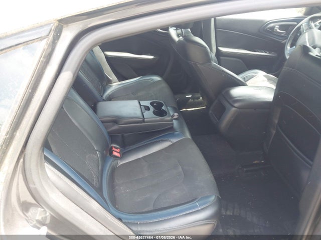 45527464 :رقم المزاد ، 1C3CCCBG5FN569782 vin ، 2015 Chrysler 200 S مزاد بيع