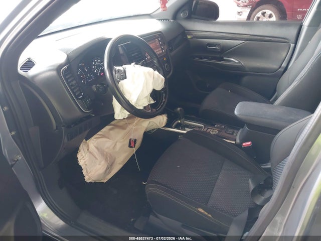 Продажа на аукционе авто 2018 Mitsubishi Outlander Le, vin: JA4AZ3A34JZ022109, номер лота: 45527473