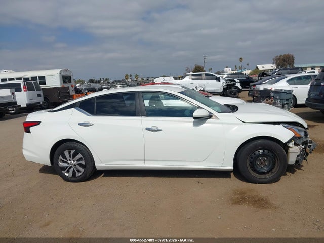 1N4BL4BV9LC180605 Nissan Altima S Fwd