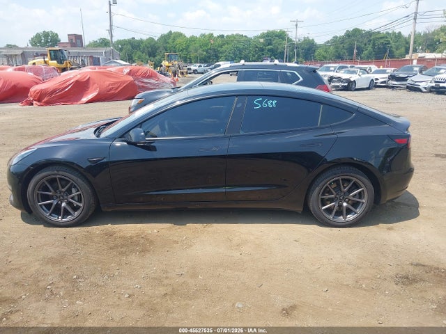 45527535 :رقم المزاد ، 5YJ3E1EB2MF979493 vin ، 2021 Tesla Model 3 Long Range Dual Motor All-wheel Drive مزاد بيع