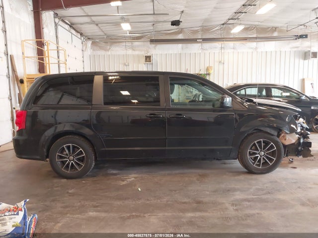 Продажа на аукционе авто 2015 Dodge Grand Caravan Se Plus, vin: 2C4RDGBGXFR704641, номер лота: 45527575