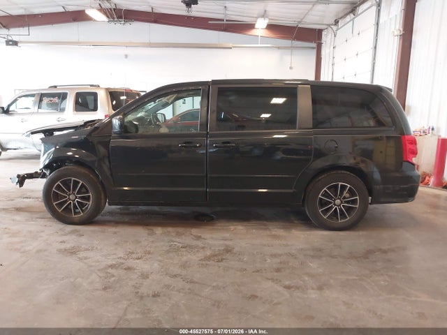 Продажа на аукционе авто 2015 Dodge Grand Caravan Se Plus, vin: 2C4RDGBGXFR704641, номер лота: 45527575