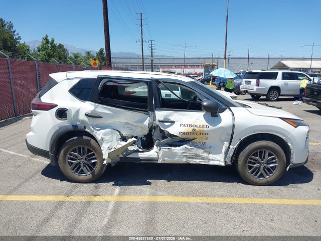 5N1BT3AA2RC741654 Nissan Rogue S Fwd