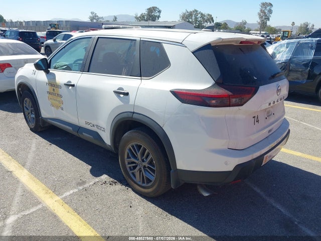 5N1BT3AA2RC741654 Nissan Rogue S Fwd