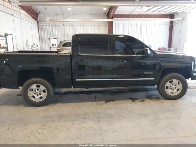 3GCUKTEJ2JG117591 Chevrolet Silverado 1500 High Country