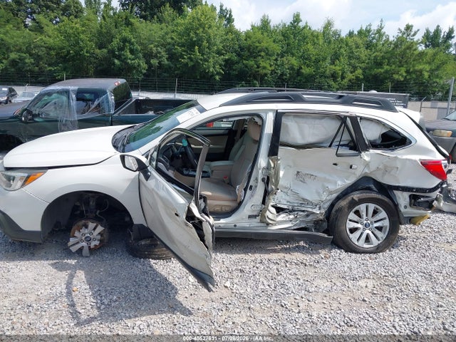 2015 Subaru Outback 2.5i Premium მანქანა იყიდება აუქციონზე, vin: 4S4BSBFC9F3262750, აუქციონის ნომერი: 45527631