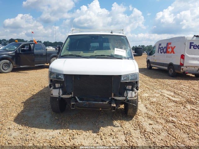 45527645 :رقم المزاد ، 1GAZGPFP5M1215883 vin ، 2021 Chevrolet Express Passenger Rwd 3500 Extended Wheelbase Lt مزاد بيع