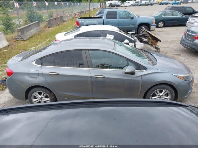 Продаж на аукціоні авто 2018 Chevrolet Cruze Lt Auto, vin: 1G1BE5SM5J7116724, номер лоту: 45527651