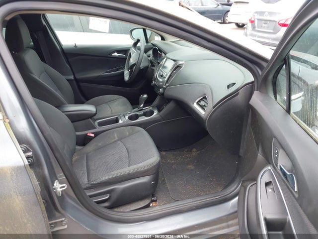 Продаж на аукціоні авто 2018 Chevrolet Cruze Lt Auto, vin: 1G1BE5SM5J7116724, номер лоту: 45527651