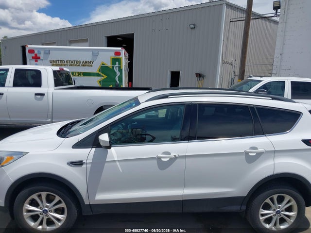 Ford ESCAPE SE 2018 1FMCU9GD1JUD08539 Image 14