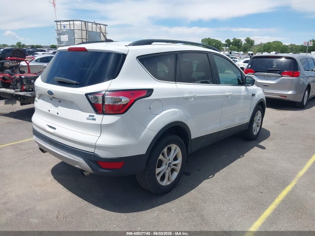 Ford ESCAPE SE 2018 1FMCU9GD1JUD08539 Image 4