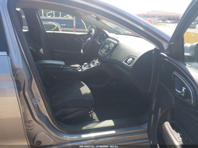 2015 Chrysler 200 Limited მანქანა იყიდება აუქციონზე, vin: 1C3CCCAB9FN534572, აუქციონის ნომერი: 45527751