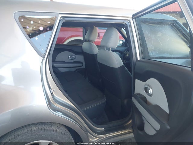 KIA SOUL + 2015 KNDJP3A53F7184572 Image 8