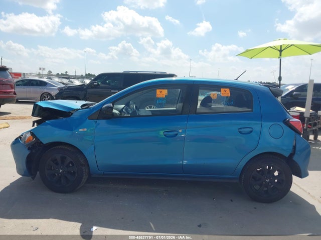 2022 Mitsubishi Mirage Black Edition მანქანა იყიდება აუქციონზე, vin: ML32AWHJ2NH005685, აუქციონის ნომერი: 45527791