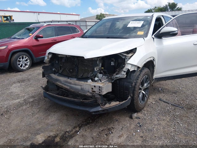 Продаж на аукціоні авто 2019 Toyota Highlander Le, vin: 5TDZARFH2KS047195, номер лоту: 45527803