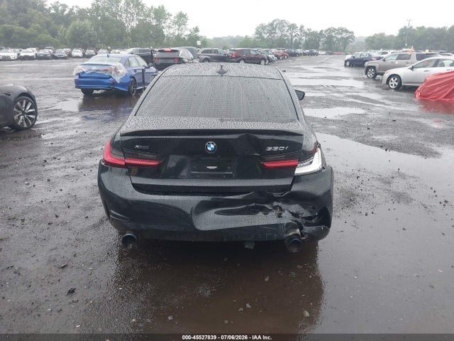 45527839 :رقم المزاد ، 3MW5R7J05N8C67020 vin ، 2022 Bmw 330i Xdrive مزاد بيع