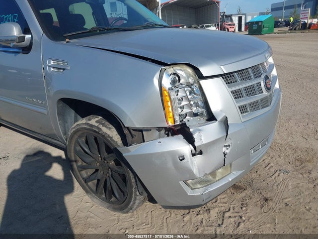 45527917 :رقم المزاد ، 1GYS3CEFXCR250595 vin ، 2012 Cadillac Escalade Premium مزاد بيع