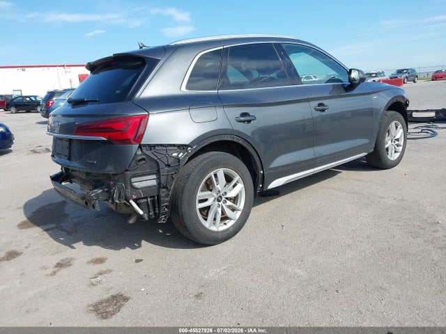 45527926 :رقم المزاد ، WA1GAAFY5N2138637 vin ، 2022 Audi Q5 Premium 45 Tfsi S Line Quattro S Tronic مزاد بيع