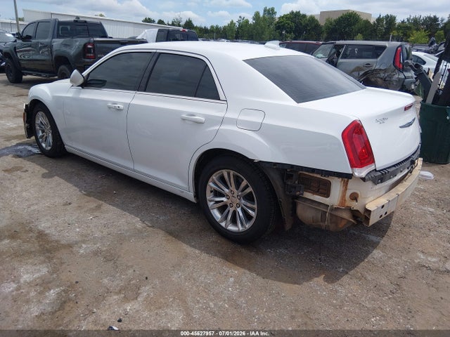 Продажа на аукционе авто 2017 Chrysler 300 Limited, vin: 2C3CCAAG5HH521703, номер лота: 45527957