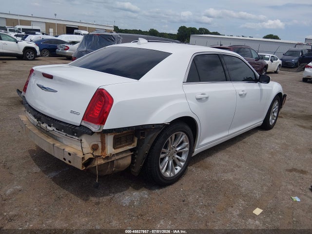 Продажа на аукционе авто 2017 Chrysler 300 Limited, vin: 2C3CCAAG5HH521703, номер лота: 45527957