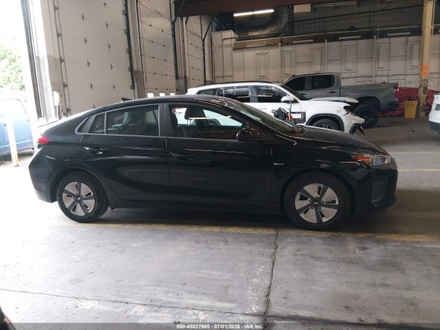 KMHC65LC4HU022419 Hyundai Ioniq Hybrid Blue
