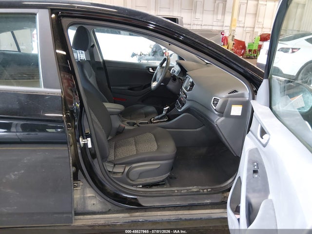 KMHC65LC4HU022419 Hyundai Ioniq Hybrid Blue