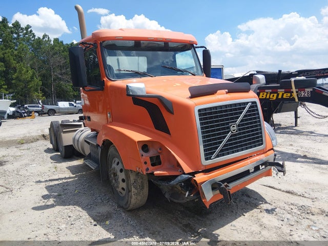2015 4V4NC9EH9FN158272 zdjęcie główne