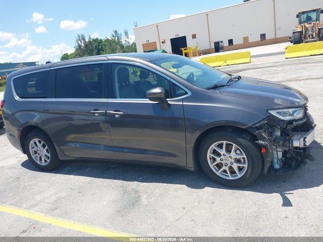 Продажа на аукционе авто 2023 Chrysler Pacifica Touring L, vin: 2C4RC1BG2PR553442, номер лота: 45527982