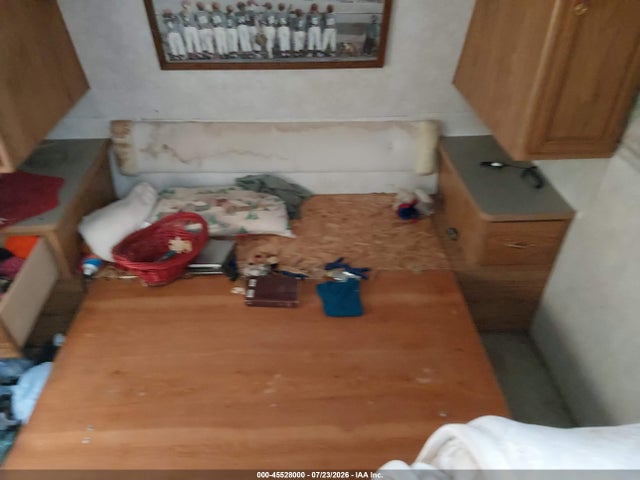 Aukcja sprzedaży 2002 Fleetwood Prowler Camper, vin: 1EC1H272821586325, numer aukcji: 45528000