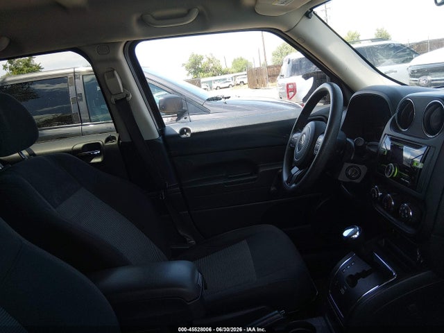 1C4NJRBB4GD674029 Jeep Patriot Sport