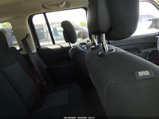 1C4NJRBB4GD674029 Jeep Patriot Sport