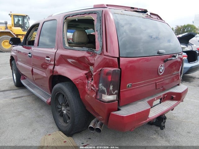 2005 Cadillac Escalade Standard მანქანა იყიდება აუქციონზე, vin: 1GYEK63N25R116985, აუქციონის ნომერი: 45528016
