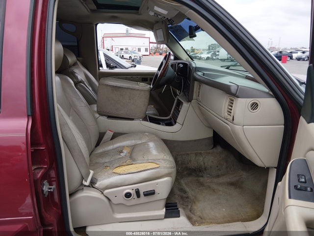 2005 Cadillac Escalade Standard მანქანა იყიდება აუქციონზე, vin: 1GYEK63N25R116985, აუქციონის ნომერი: 45528016