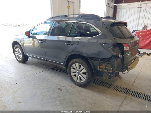 Subaru Outback 2.5i Premium 2018 4S4BSACC5J3294117 Image 3