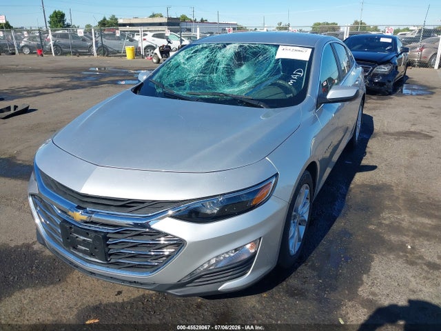 Chevrolet MALIBU LT 2019 1G1ZD5STXKF156670 Image 2
