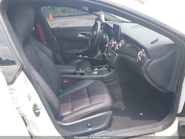 Aukcja sprzedaży 2015 Mercedes-benz Cla 45 Amg 4matic, vin: WDDSJ5CB4FN266414, numer aukcji: 45528071