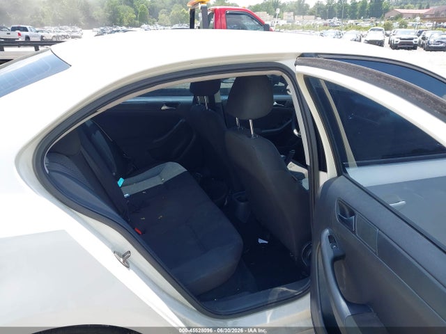 2011 Volkswagen Jetta 2.0l S მანქანა იყიდება აუქციონზე, vin: 3VW1K7AJ6BM305496, აუქციონის ნომერი: 45528096