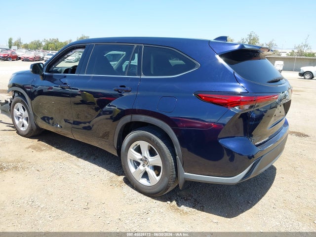 Toyota Highlander L 2021 5TDCZRAH3MS043200 Image 3