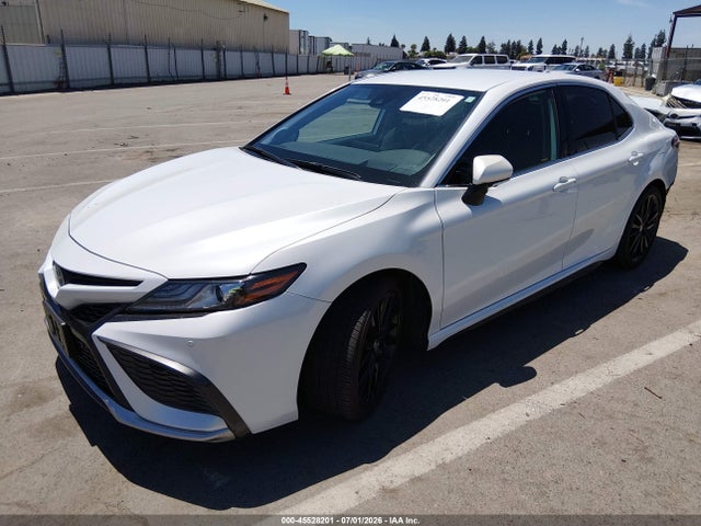 Продажа на аукционе авто 2022 Toyota Camry Xse Hybrid, vin: 4T1K31AK3NU576473, номер лота: 45528201
